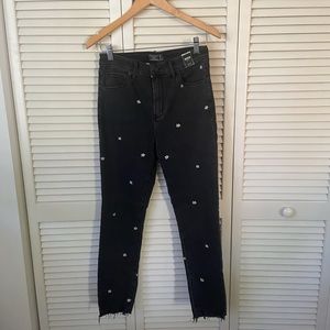 COPY - COPY - Abercrombie & Fitch flower embroide…